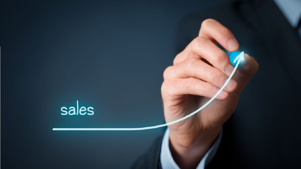 How to Improve Sales Performance with Sales intelligence tool