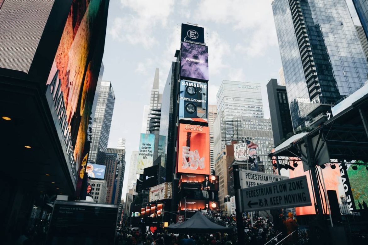 Calculating Marketing Return on Investment for Global and Domestic Campaigns